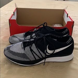 Nike Flyknit Trainer